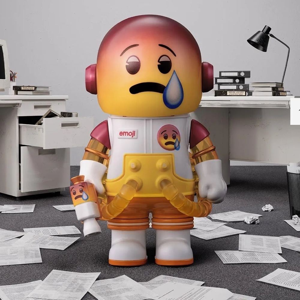 POP MART 100% Mega Space Molly Emoji Series OPEN BOX- A Trying Situation